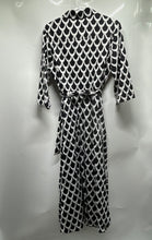 Load image into Gallery viewer, Brave+True Womens Black White Printed 3/4 Sleeve Shirt Dress Size S With Tag
