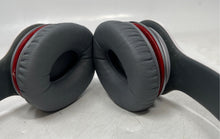 Load image into Gallery viewer, Beats By Dr. Dre Solo HD White Wired Wireless Headphones With Case Not Tested
