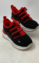 Load image into Gallery viewer, Reebok Baby Black &amp; Red Round Toe Low Top Lace-Up Sneaker Shoes Size 8K
