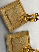 Load image into Gallery viewer, Women's Gold Tone Brooches and Earrings (8 Pcs)
