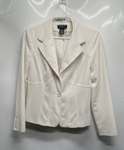 Load image into Gallery viewer, Worthington Womens Beige Long Sleeve Notch Collar Two-Button Blazer Size 4
