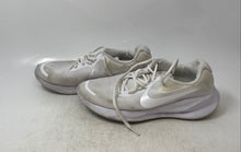 Load image into Gallery viewer, Nike Womens Revolution 7 FB2208-100 White Lace-Up Low Top Sneakers Shoes Sz 9.5
