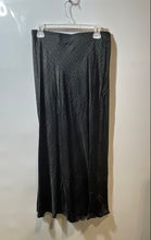 Load image into Gallery viewer, Zara Womens Black And Green Printed Satin Pull-On Midi Flare Skirt Size Small
