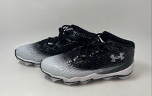 Load image into Gallery viewer, Under Armour Mens Spotlight Hammer Black White Lace-Up Football Cleats Size 10.5
