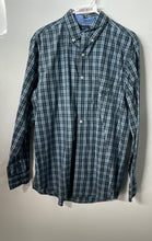 Load image into Gallery viewer, Chaps Mens Green Blue Plaid Long Sleeve Easy Care Button-Up Shirt Size Medium

