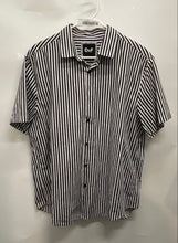 Load image into Gallery viewer, D&amp;F Ricky Singh Mens Black White Striped Short Sleeve Button-Up Shirt Size XL

