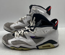 Load image into Gallery viewer, Authentic Nike Mens Jordan 6 Retro White Gray Sneaker Shoes Size 12 Damaged
