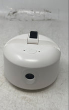 Load image into Gallery viewer, Yuutrack K9 White 360 Degree Rotation Smart Tracking Mobile Holder Untested
