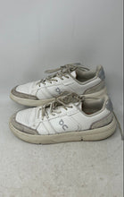Load image into Gallery viewer, On Womens The Roger Clubhouse White Lace-Up Low Top Sneaker Shoes Size 9.5
