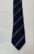 Load image into Gallery viewer, Italian Fabric Mens Purple Striped Keeper Loop Adjustable Pointed Tie
