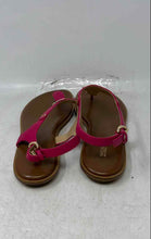 Load image into Gallery viewer, Michael Kors Womens MK Plate Pink Brown Open Toe Flat Thong Sandals Size 9M
