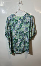 Load image into Gallery viewer, Loft Womens Green White Floral Printed Short Sleeve Round Neck Blouse Top Size L
