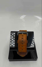Load image into Gallery viewer, Apple Watch Serie 8 45mm Power On / Locked For Parts (NCL)
