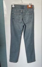 Load image into Gallery viewer, Robert Rodriguez Womens Light Blue Denim Medium Wash Skinny Jeans Size 2/26
