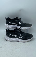 Load image into Gallery viewer, Nike Kids Cosmic Runner HM4402-003 Black White Sneakers Shoes Size 7Y
