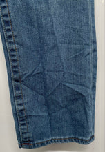 Load image into Gallery viewer, True Religion Girls Blue Denim 5-Pocket Design Straight Leg Jeans Size 14
