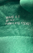 Load image into Gallery viewer, DV Dolce Vita Womens Bynx Green White Lace-Up Low Top Sneakers Shoes Size 9.5
