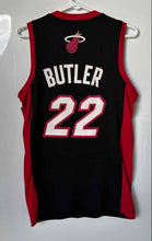Load image into Gallery viewer, NBA Mens Black TX3 Cool Miami Heat Jimmy Butler #22 Basketball Jersey Size S
