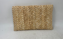 Load image into Gallery viewer, Unbranded Womens Beige Woven Straw Braided Flap Mini Travel Clutch Purse
