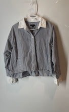 Load image into Gallery viewer, J.Crew Womens White Blue Striped Long Sleeve Cropped Button-Up Shirt Size 8
