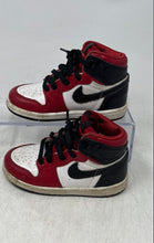 Load image into Gallery viewer, Nike Kids Air Jordan 1 Zoom CMFT Black White Red Sneaker Shoes Size 8C
