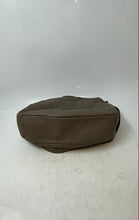 Load image into Gallery viewer, Giani Bernini Womens Gray Pebble Leather Adjustable Strap Crossbody Hobo Bag
