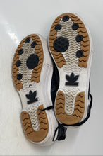 Load image into Gallery viewer, Adidas Womens Nizza Trek GZ8857 Black &amp; White Lace-Up Sneaker Shoes Size 10
