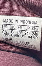 Load image into Gallery viewer, Adidas Womens Swift Run F34311 Burgundy White Lace-Up Sneaker Shoes Size 7.5
