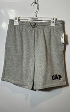 Load image into Gallery viewer, Gap Mens Gray Elastic Waist Drawstring Bermuda Shorts Small With Tag
