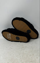 Load image into Gallery viewer, UGG Womens Fluff Yeah Black Slip-On Open Toe Flat Slide Sandals Size 6
