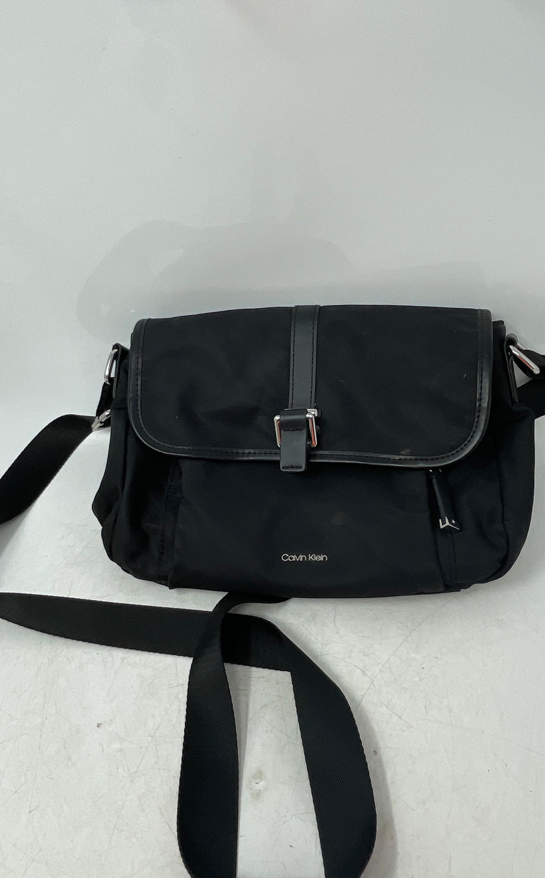 Calvin Klein Womens Black Inner Pocket Adjustable Strap Flap Shoulder Purse