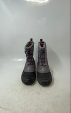 Load image into Gallery viewer, The North Face Girls Alpenglow IV Gray Purple Waterproof Snow Boots Size 3
