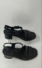 Load image into Gallery viewer, Melissa Womens Iggy Black Open Toe Block Heel Buckle Strappy Sandals Size 9
