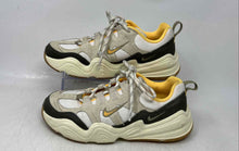 Load image into Gallery viewer, Nike Womens Tech Hera Multicolor Lace-Up Low Top Running Shoes Size 6.5
