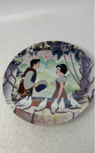 Load image into Gallery viewer, Knowles Walt Disney Snow White A Wish Come True Decorative Collector Plate
