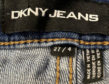 Load image into Gallery viewer, DKNY Womens Blue Classic 5-Pocket Design Belt Loops Cropped Jeans Size 27/4
