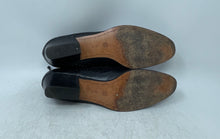 Load image into Gallery viewer, Joan &amp; David Womens Black Leather Round Toe Oxford Dress Shoe Size 8M
