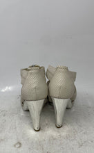 Load image into Gallery viewer, Michael Kors Womens Berkley White Snakeskin Front Zip Strappy Sandals Size 7M
