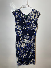 Load image into Gallery viewer, Lauren Ralph Lauren Womens Blue White Floral Cap Sleeve V-Neck Mini Dress Size 8
