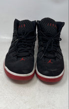 Load image into Gallery viewer, Nike Mens Air Jordan Max Aura Black White Red Lace-Up Basketball Shoes Size 10
