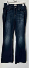 Load image into Gallery viewer, Lucky Brand Womens Blue Dark Wash Pockets Denim Bootcut Jeans Size 8/29R
