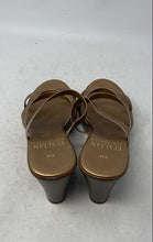 Load image into Gallery viewer, Italian Shoemakers Womens Gold-Tone Open Toe Wedge Heel Strappy Sandals Size 9M
