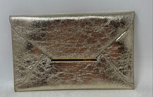 Load image into Gallery viewer, JNB Womens Gold-Tone Leather Inner Zip Pocket Chain Strap Envelope Clutch Purse

