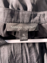 Load image into Gallery viewer, Banana Republic Womens Black Long Sleeve V-Neck Tiered Fit &amp; Flare Dress Size XL
