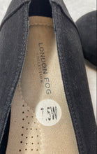 Load image into Gallery viewer, London Fog Collection Womens Black Round Toe Slip-On Ballet Flats Size 7.5W
