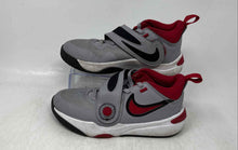 Load image into Gallery viewer, Nike Boys Team Hustle D 11 DV8994-006 Multicolor Hook And Loop Sneaker Shoes 2Y
