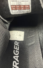 Load image into Gallery viewer, Bontrager Mens Evoke Black Round Toe Low Top Boa Mountain Cycling Shoes Size 7
