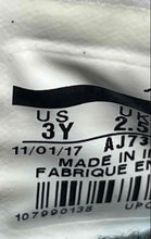 Load image into Gallery viewer, Nike Kids Air Jordan First Class White Round Toe Lace-Up Sneaker Shoes Size 3Y

