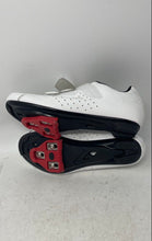 Load image into Gallery viewer, Roknemo Mens White 3 Bolt Round Toe Low Top Hook And Loop Cycling Shoes Size 8.5
