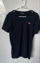 Load image into Gallery viewer, Retro Jeans Mens Black Short Sleeve V-Neck Pullover T-Shirt Size Medium
